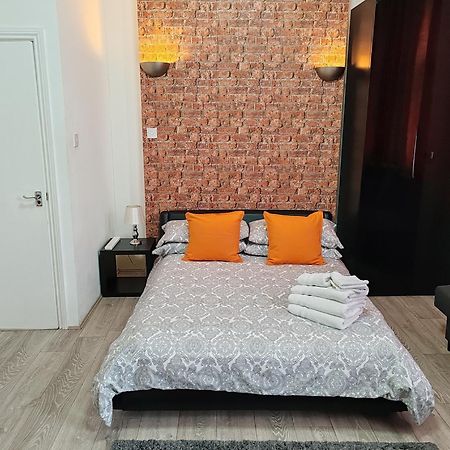 Kilburn High Road Studio Apartments London Eksteriør bilde
