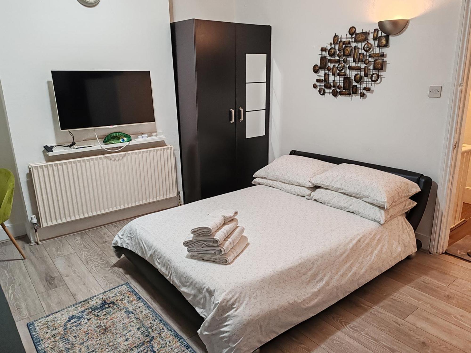 Kilburn High Road Studio Apartments London Eksteriør bilde