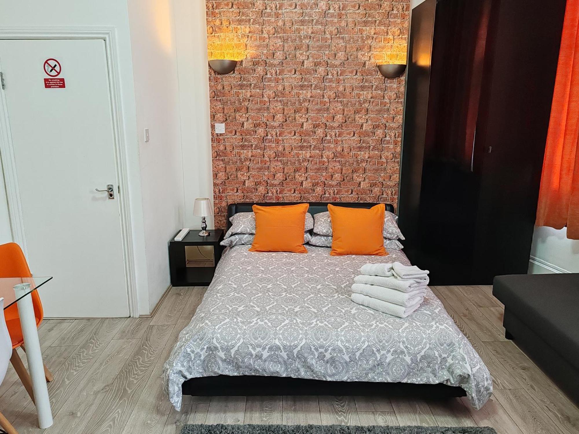 Kilburn High Road Studio Apartments London Eksteriør bilde