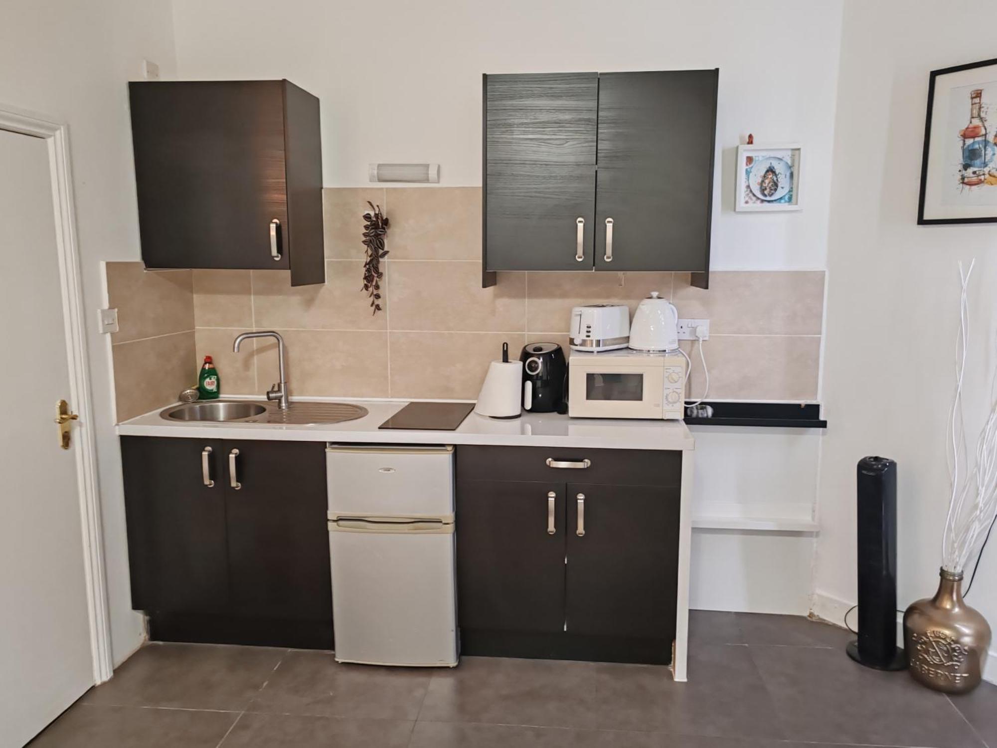 Kilburn High Road Studio Apartments London Eksteriør bilde