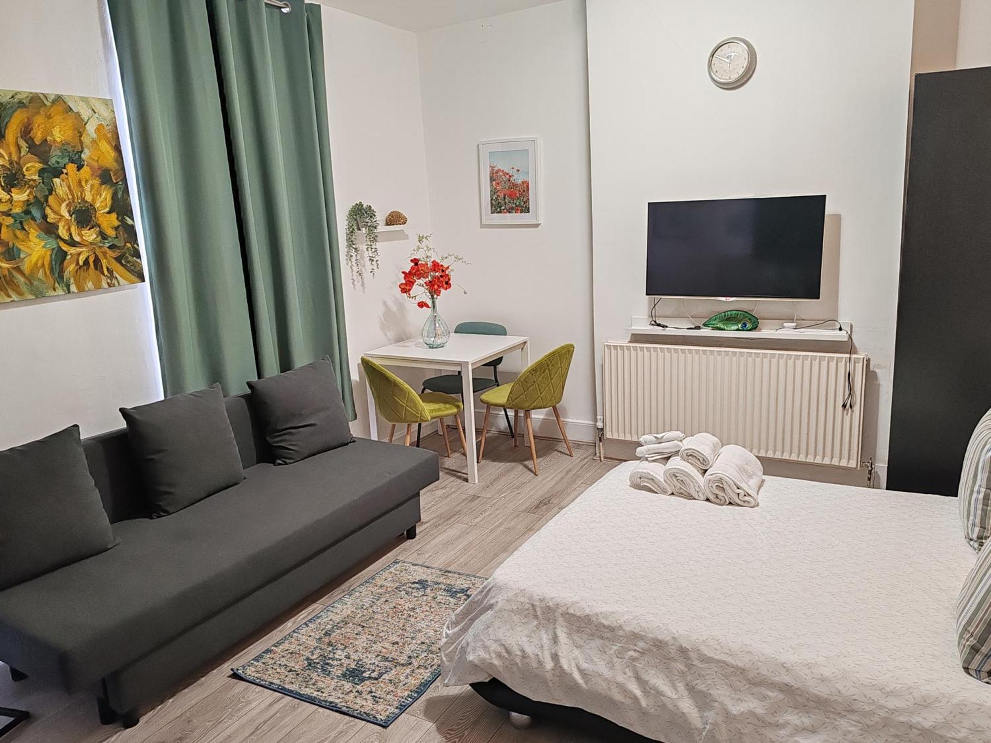 Kilburn High Road Studio Apartments London Eksteriør bilde