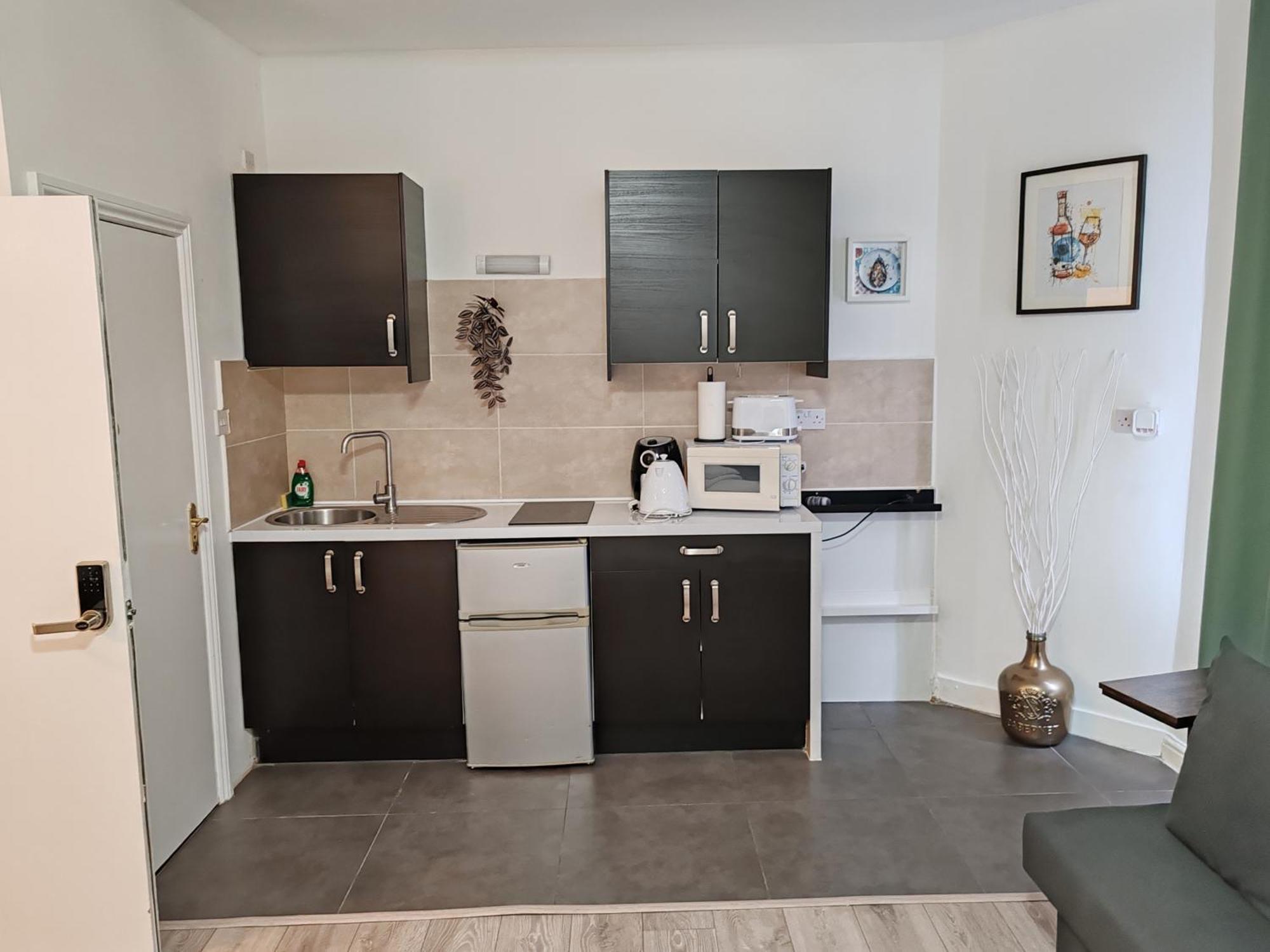 Kilburn High Road Studio Apartments London Eksteriør bilde