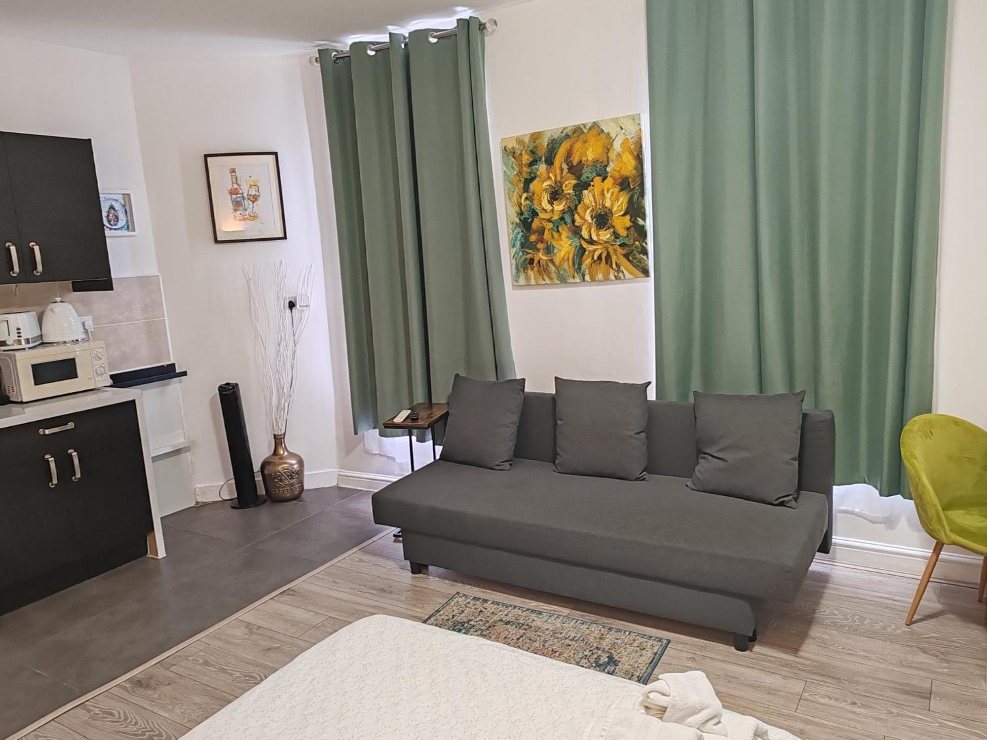 Kilburn High Road Studio Apartments London Eksteriør bilde